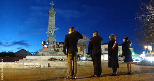 Cérémonie d'hommage aux “morts pour la France” pendant la guerre d'Algérie et les combats du Maroc et de la Tunisie