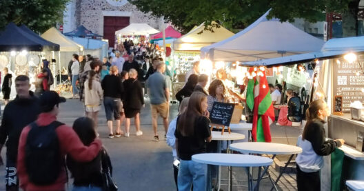 Les marchés nocturnes à Parentis-en-Born