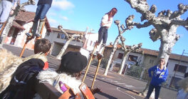 Une balade au bord de la rivière et une découverte du folklore landais pour l'ALSH Élémentaire